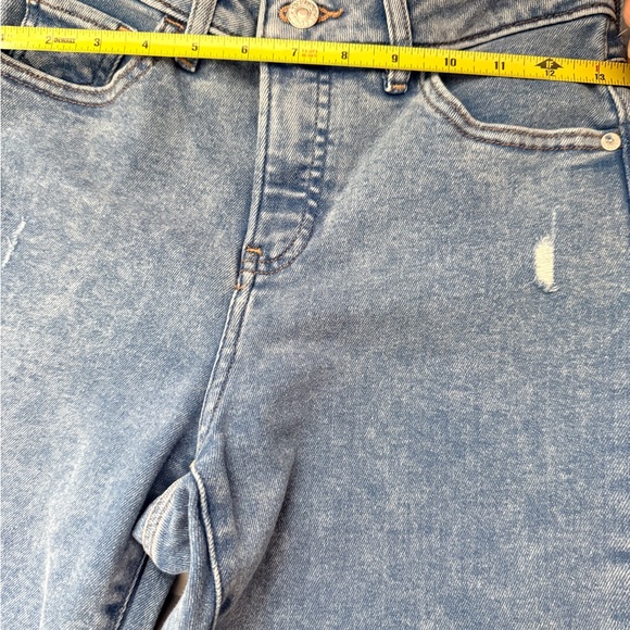 Express High Rise Blue Distressed Jeans - Picture 5 of 6